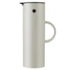 Stelton EM77 Vacuum Jug 1,0 L, Sand 1 Stelton EM77 Vacuum Jug 1,0 L, Sand -Chic Kitchen Supplies 9 Stelton 20 TH