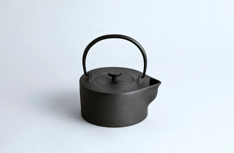 Iwatemo HK Kettle, 0,4 L, Cast Iron 4 Iwatemo HK Kettle, 0,4 L, Cast Iron - Image 2