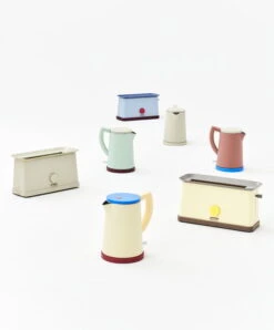 HAY Sowden Kettle, Brown 9 HAY Sowden Kettle, Brown -Chic Kitchen Supplies Sowden Kettle Sowden Toaster