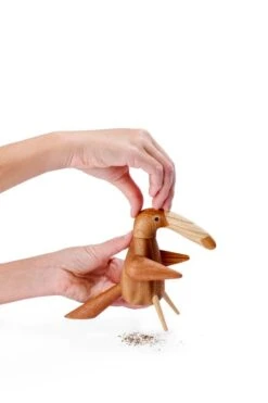 Spring Copenhagen The Pepper Bird Grinder 11 Spring Copenhagen The Pepper Bird Grinder -Chic Kitchen Supplies The Pepper Bird TonnP Spring Copenhagen grinder pepper